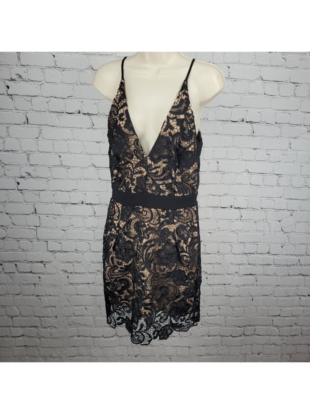 Dress The Population Black Crochet Lace Overly Strappy Plunge Dress USA Medium M